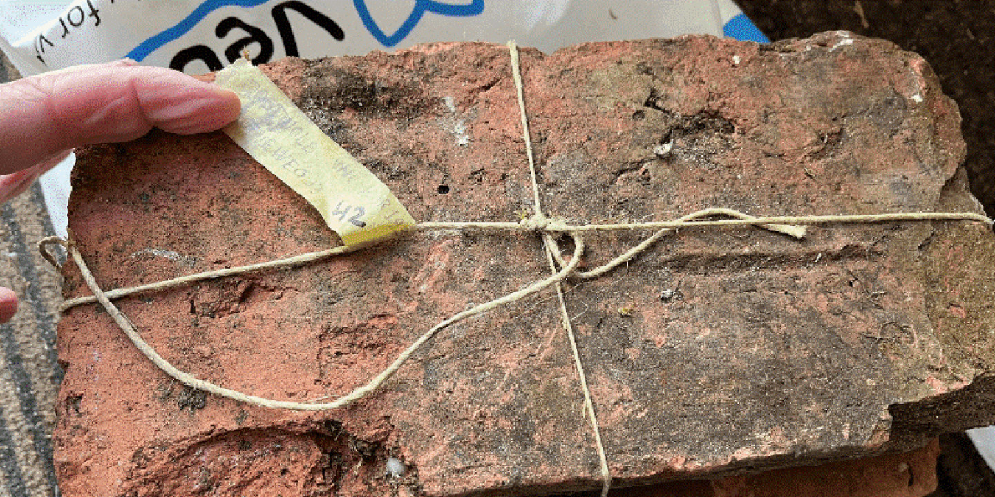 De historische baksteengevel doet het zo slecht nog niet