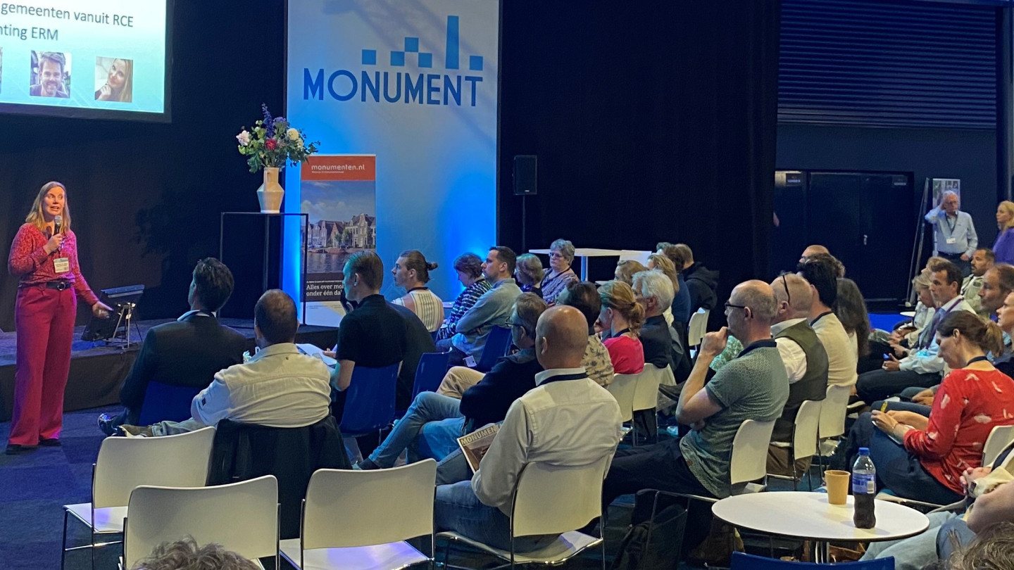 ERM ontmoet en verbindt tijdens vakbeurs Monument 